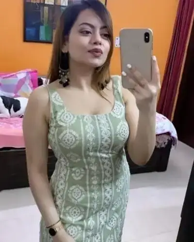 Call Girl in Shirhatti